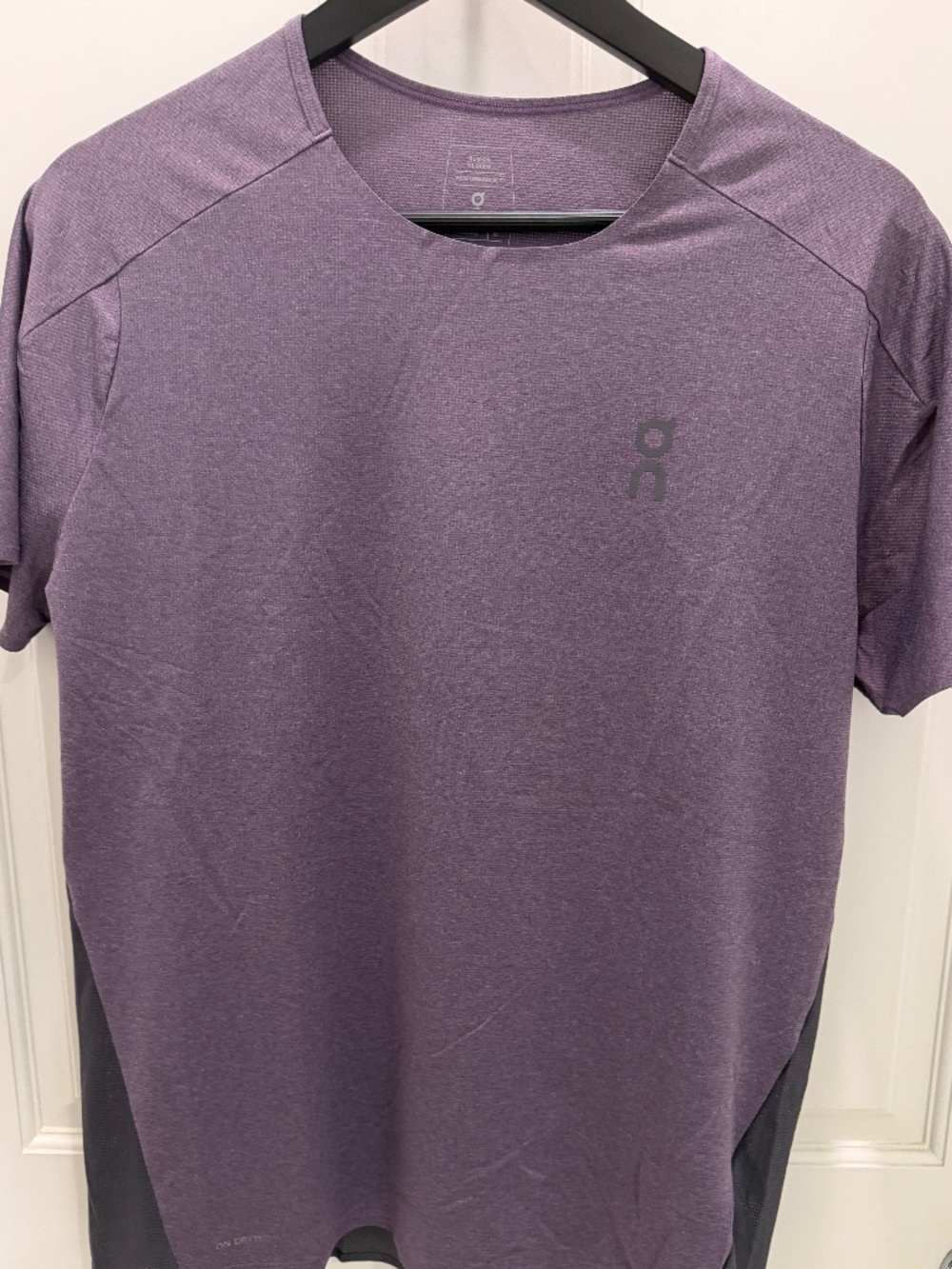 On Cloud Performance T Dewberry | Eclipse Size Medium